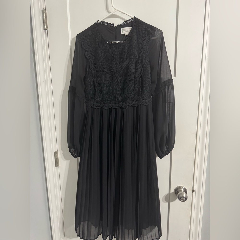 Elegant Black Lace Dress